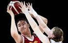 揭露日本球員田中14號，偷掐張子宇頭發！宮魯鳴教練憤怒