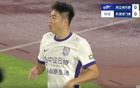 記者：津門虎球員王獻鈞牙掉落，楊帆受傷需縫針。