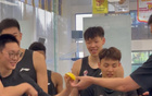 廣東慶生，杜潤旺受寵！杜鋒喂食，胡明軒歸，阿旺戲弄徐杰！