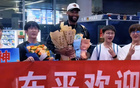 考辛斯抵華，CBA多隊報價，開啟中國之旅